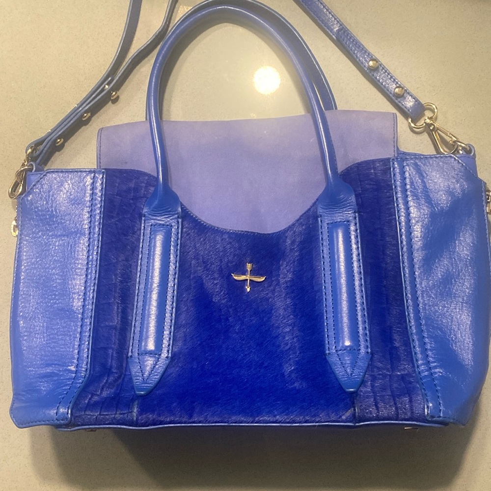 Pour La Victoire Provence Satchel